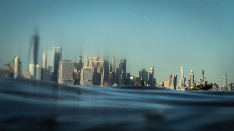 кадр из фильма Emergent City