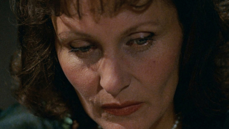 кадр из фильма Cine mă strigă?