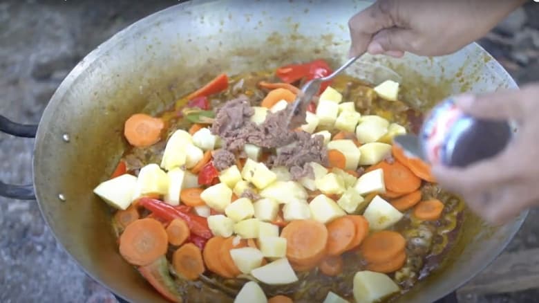 кадр из фильма Food Roots