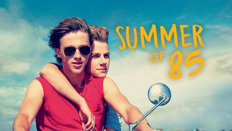 кадр из фильма Лето'85