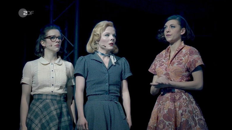 кадр из фильма Ku'damm 56 - Das Musical