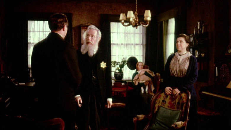 кадр из фильма The Hiding Place