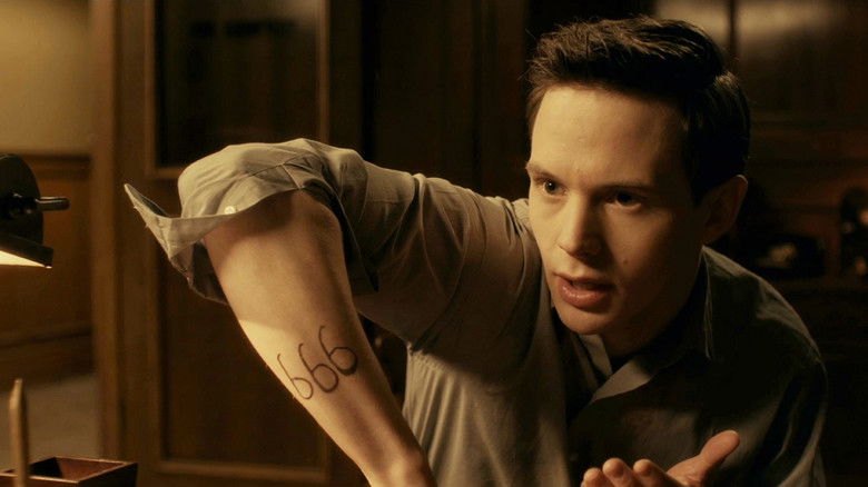 кадр из фильма End of Days, Inc.