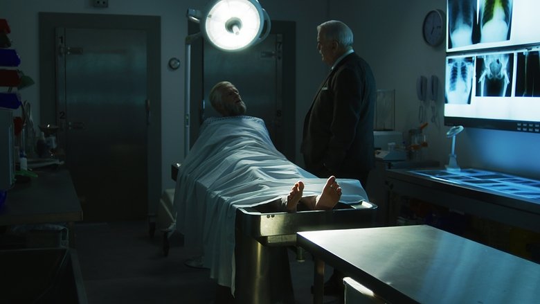 кадр из фильма The Martini Shot