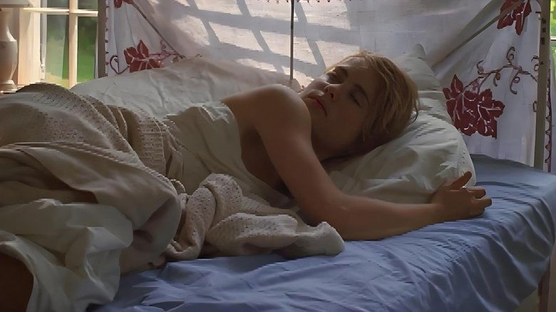 кадр из фильма Высокое искусство