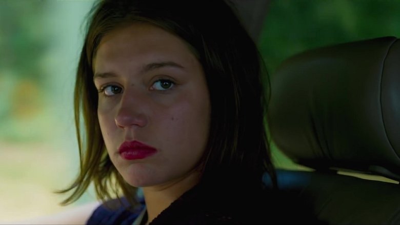 кадр из фильма Сирота