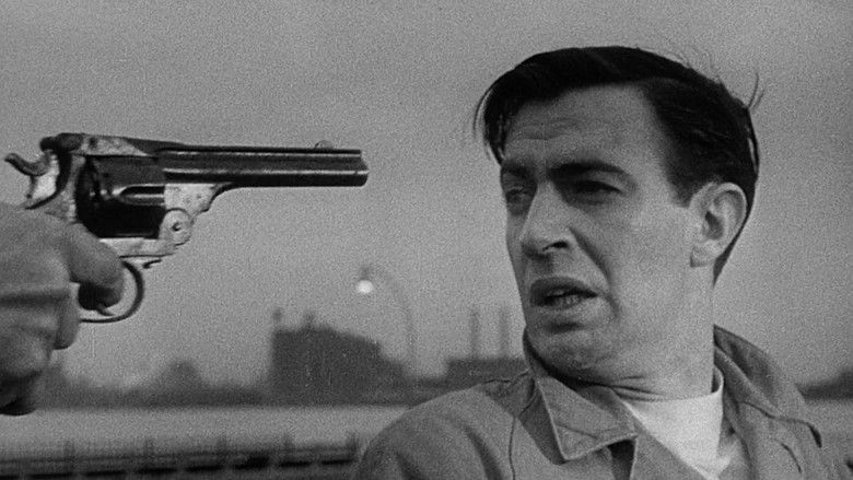 кадр из фильма The Sleeping City