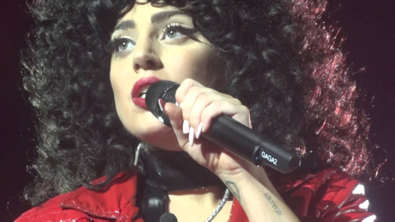 кадр из фильма Lady Gaga's artRAVE - The ARTPOP Ball