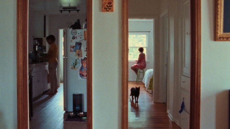 кадр из фильма Hold Me Close