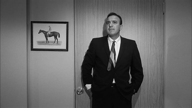 кадр из фильма The Man from the Diners' Club