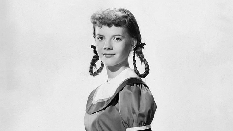 кадр из фильма The Blue Veil