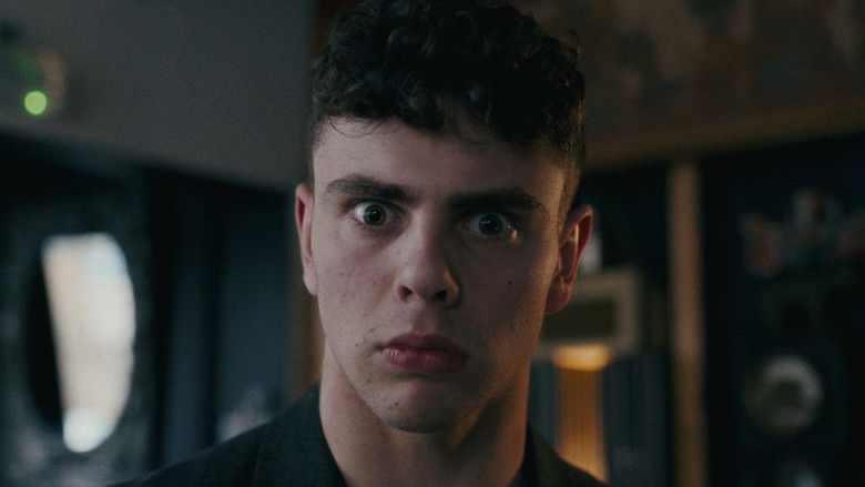 кадр из фильма MIMIC