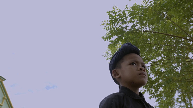 Tanah Tua: Yang Tak Terlihat Oleh Kota