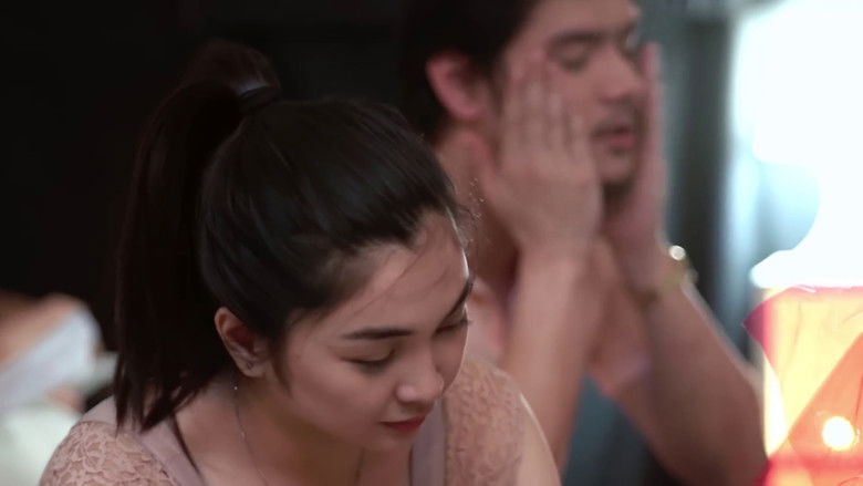 кадр из фильма The Next 12 Days