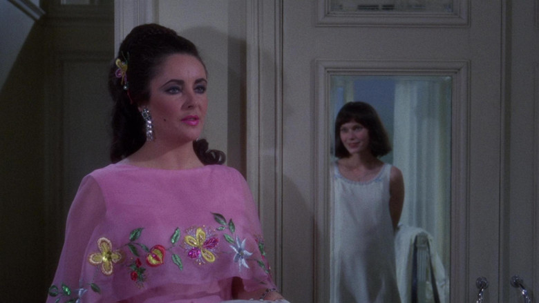 кадр из фильма Тайная церемония