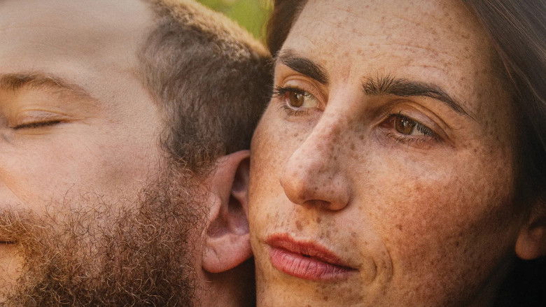 кадр из фильма Глухая