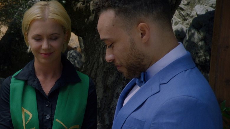 кадр из фильма Twisted Vines