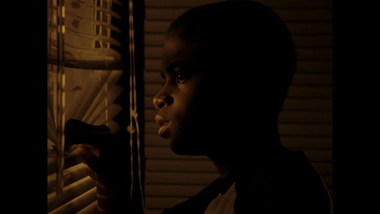 кадр из фильма Love Taps