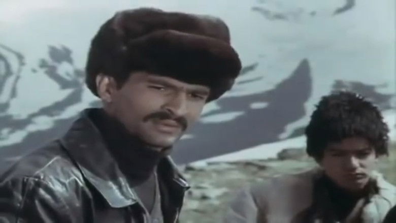 кадр из фильма Выше только облака