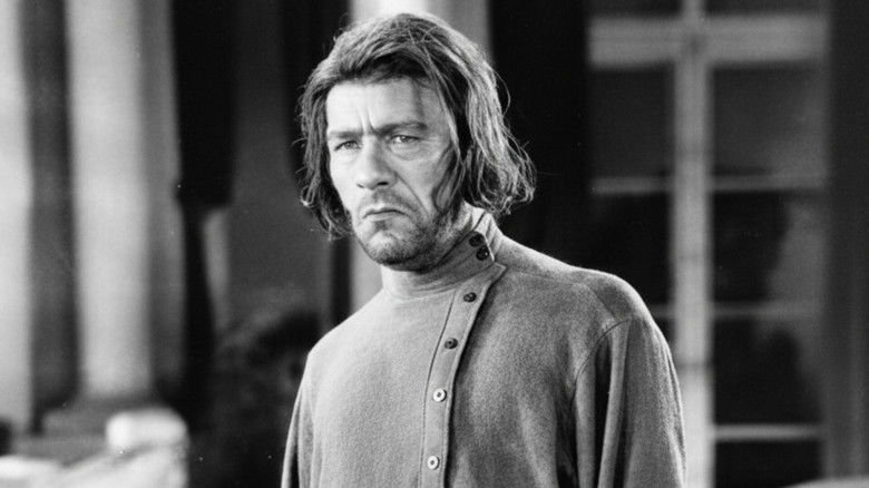 кадр из фильма Издевательство