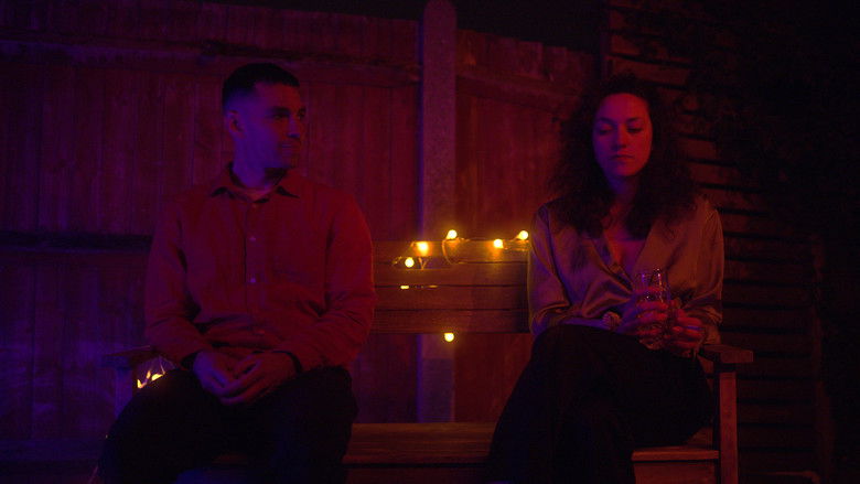 кадр из фильма MOTHS