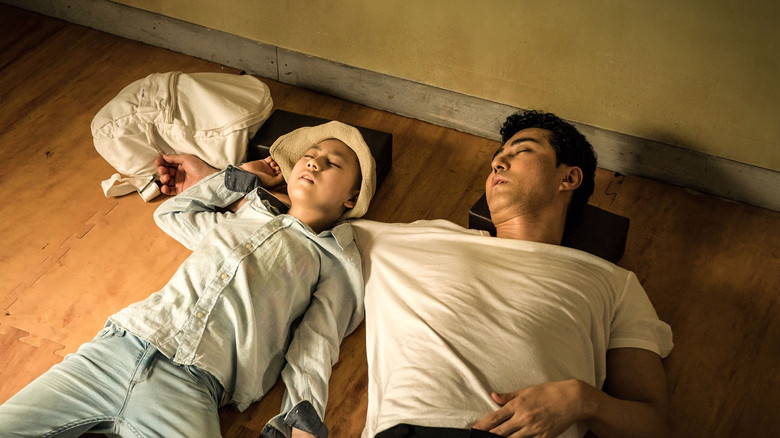 кадр из фильма 힘을 내요, 미스터 리