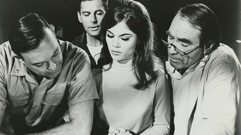 кадр из фильма Цель — подводная стихия