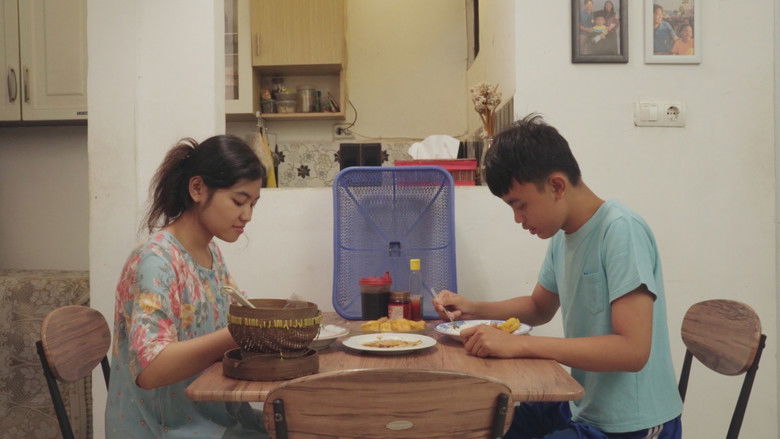 кадр из фильма NASISA