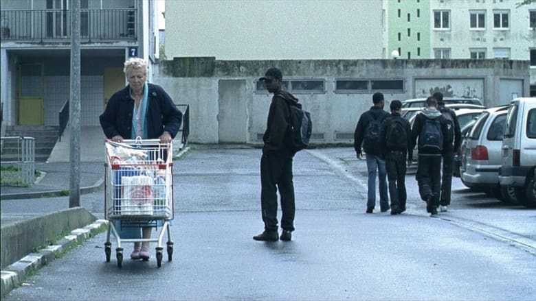 кадр из фильма Dounouia, la vie