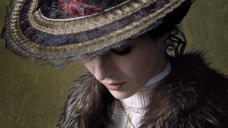 кадр из фильма Необычайные приключения Адель