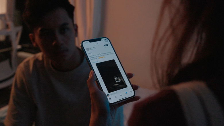 кадр из фильма On Air