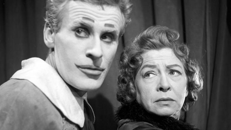 кадр из фильма Dom bez okien