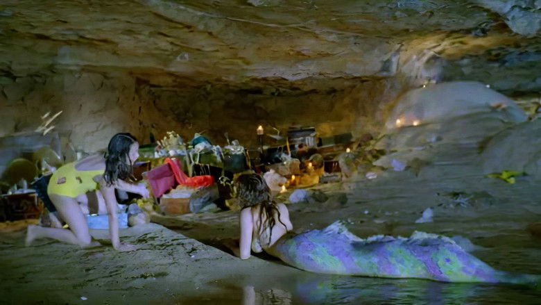 кадр из фильма Моя мама русалка