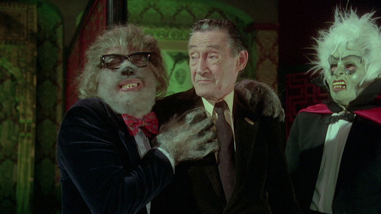 кадр из фильма Клуб монстров