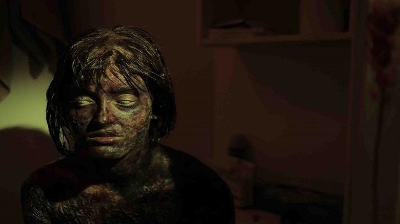 кадр из фильма Танатоморфоз