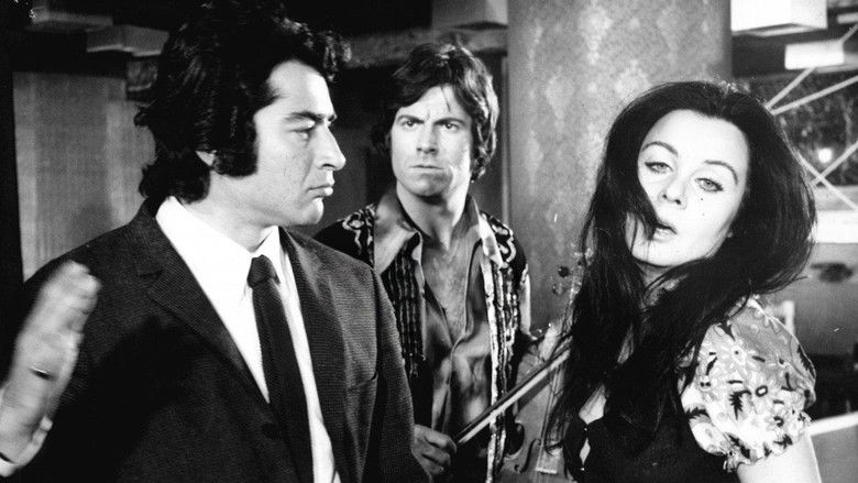 кадр из фильма İki Ruhlu Kadın