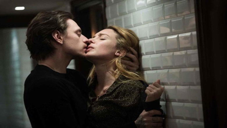 кадр из фильма Обыкновенная страсть