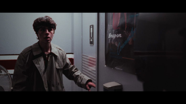 кадр из фильма Who Goes There?