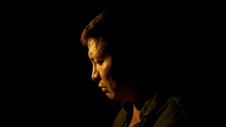 кадр из фильма La Paloma y el Lobo