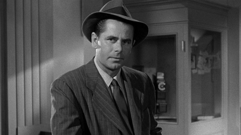 кадр из фильма Сильная жара