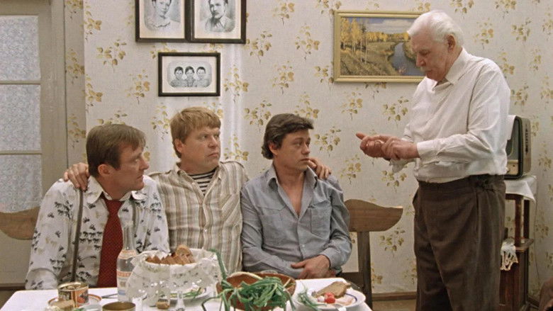 кадр из фильма Белые росы