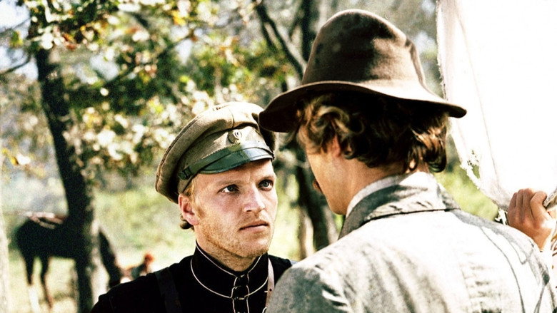 кадр из фильма Свой среди чужих, чужой среди своих