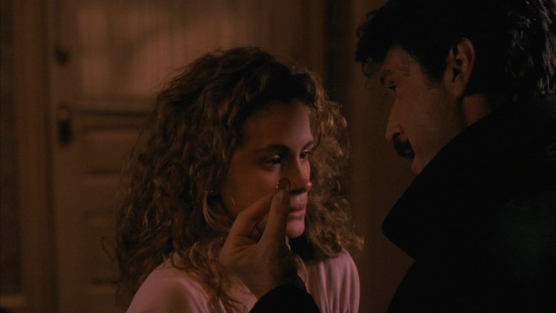 кадр из фильма В постели с врагом