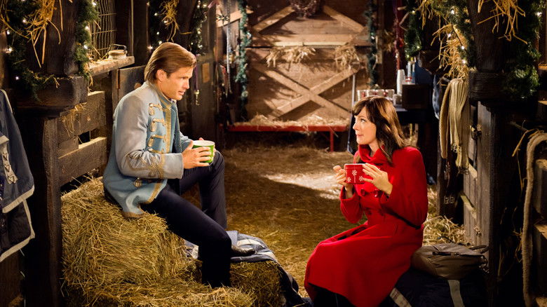 кадр из фильма Baby's First Christmas