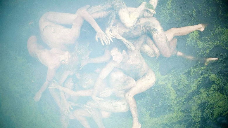 кадр из фильма Когда падают деревья