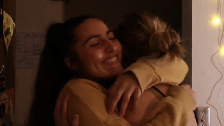 кадр из фильма It's Nice to Have a Friend