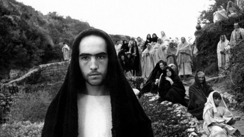 кадр из фильма Евангелие от Матфея