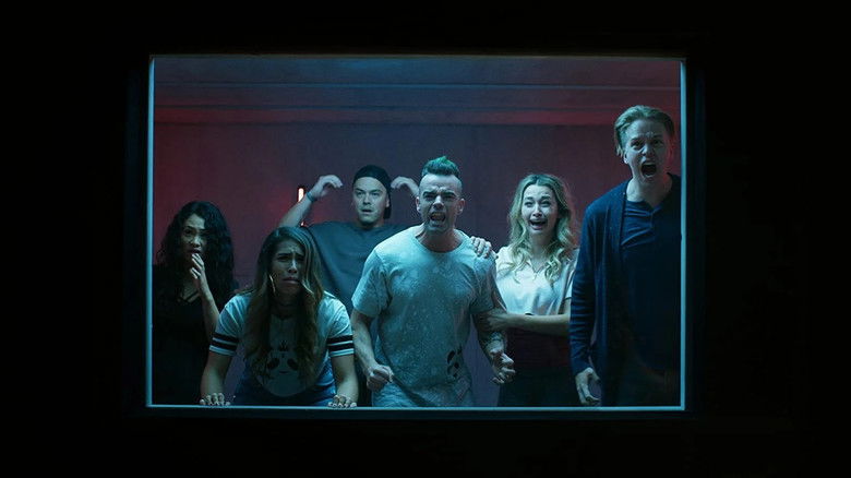 кадр из фильма Эксперимент «За стеклом»