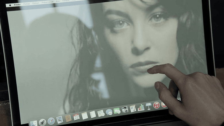 кадр из фильма Космос