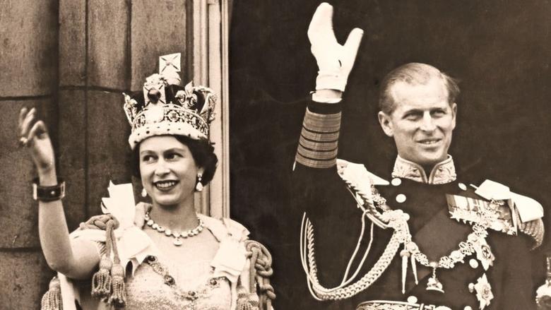 кадр из фильма A Queen Is Crowned